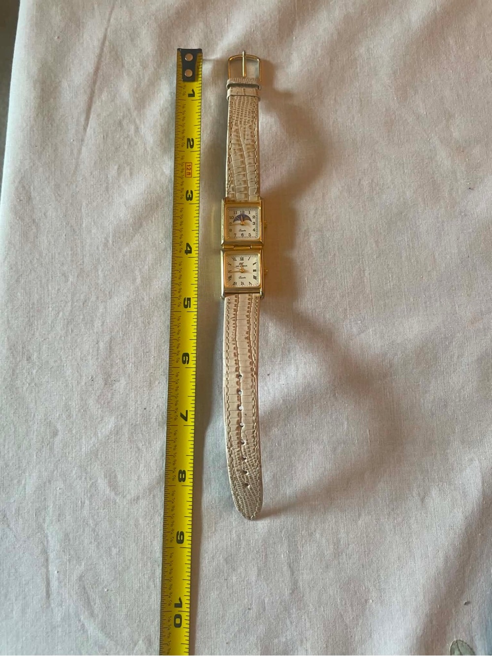 De Long Double Face Quartz Watch in Cream and Gold - Picture 6 of 7